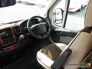  2012-elddis-autoquest-180-for-sale-uc5997-10.jpg
