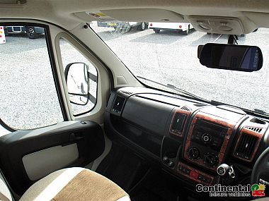  2012-elddis-autoquest-180-for-sale-uc5997-11.jpg