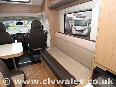  2013-adria-matrix-axess-590sg-uc5334-19.jpg