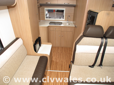  2013-adria-matrix-axess-590sg-uc5334-23.jpg