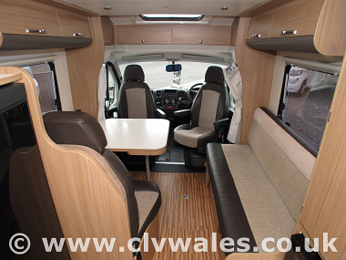  2013-adria-matrix-axess-590sg-uc5334-32.jpg