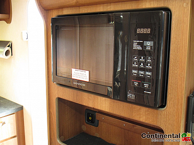 2013-autosleeper-nuevo-es-for-sale-ros275-37.jpg