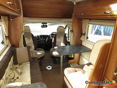  2013-autosleeper-nuevo-es-for-sale-ros275-61.jpg