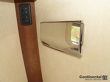  2013-autosleeper-nuevo-es-for-sale-uc5769-35.jpg