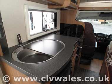  2013-autotrail-apache-700-uc5501-22.jpg