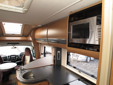  2013-autotrail-frontier-dakota-for-sale-uc5514-27.jpg