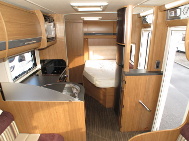  2013-autotrail-frontier-dakota-for-sale-uc5514-42.jpg