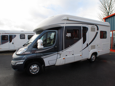  2013-autotrail-tracker-fb-for-sale-uc5533-3.jpg