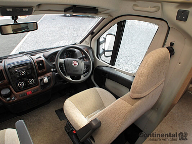  2013-bessacarr-e564-for-sale-ros258-13.jpg