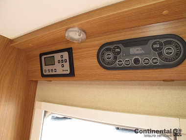  2013-swift-sundance-624fb-for-sale-uc5702-50.jpg
