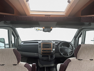  2014-autosleeper-burford-for-sale-ros285-12.jpg