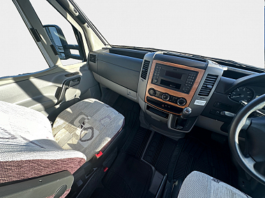  2014-autosleeper-burford-for-sale-ros285-12_1.jpg