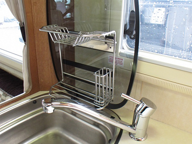  2014-autosleeper-burford-ros285-6_1.jpg