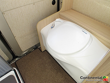  2014-autosleeper-kemerton-for-sale-uc5890-34.jpg