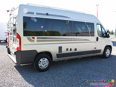  2014-autosleeper-kemerton-for-sale-uc5890-7.jpg