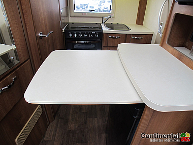  2014-autosleeper-nuevo-ek-for-sale-uc6076-15.jpg