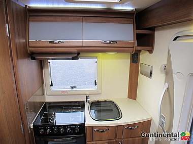  2014-autosleeper-nuevo-ek-for-sale-uc6076-24.jpg
