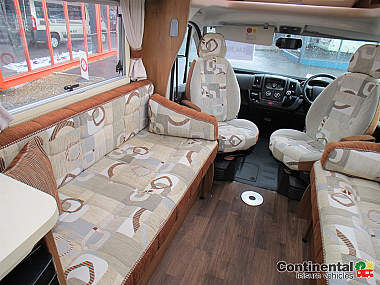  2014-autosleeper-nuevo-ek-for-sale-uc6076-2_1.jpg