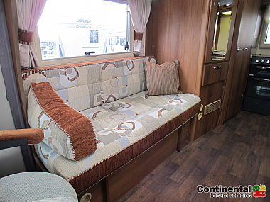  2014-autosleeper-nuevo-ek-for-sale-uc6076-6_1.jpg