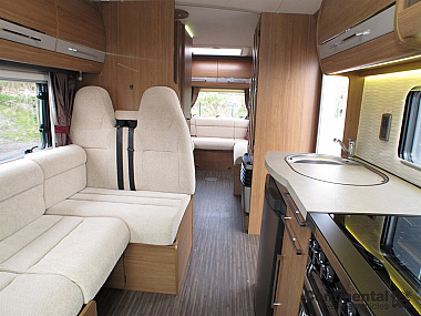  2014-autotrail-apache-700-for-sale-uc5860-38.jpg