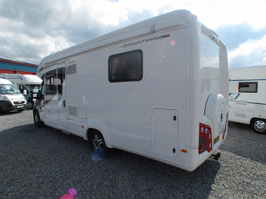  2014-autotrail-frontier-delaware-for-sale-ros240-4.jpg