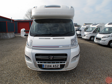  2014-autotrail-tracker-fb-for-sale-uc5535-1.jpg