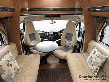 2014-autotrail-tracker-fb-for-sale-uc5802-15.jpg