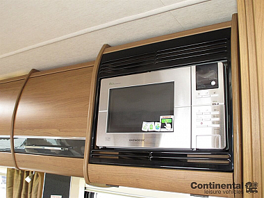  2014-autotrail-tracker-fb-for-sale-uc5802-30.jpg