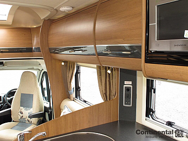  2014-autotrail-tracker-fb-for-sale-uc5802-32.jpg