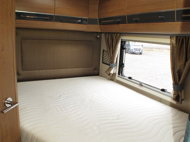  2014-autotrail-tracker-fb-for-sale-uc5802-40.jpg