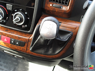  2014-swift-bessacarr-582-for-sale-pics-two-uc5907-14.jpg