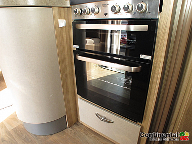  2014-swift-bessacarr-582-for-sale-pics-two-uc5907-25.jpg