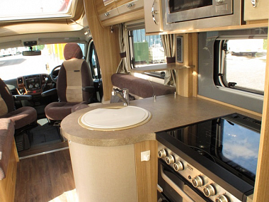 2014-swift-bessacarr-582-for-sale-pics-two-uc5907-31.jpg