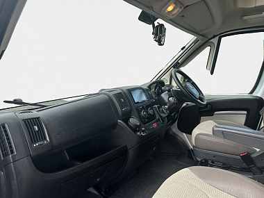  2015-adria-matrix-axess-m590sg-for-sale-uc6008-10.jpg