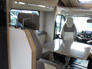  2015-adria-matrix-axess-m590sg-for-sale-uc6008-10_1.jpg