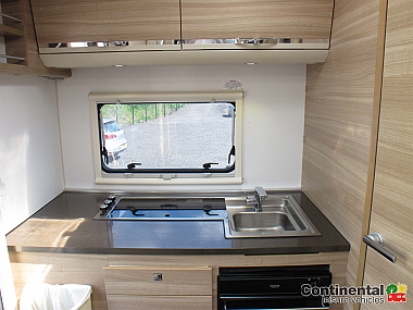 2015-adria-matrix-axess-m590sg-for-sale-uc6008-3_1.jpg