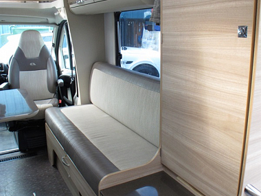  2015-adria-matrix-axess-m590sg-for-sale-uc6008-9_1.jpg