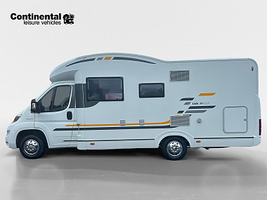  2015-adria-sunliving-lido-m45sp-motorhome-for-sale-uc6068-2.jpg