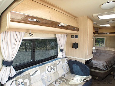  2015-autosleeper-kingham-for-sale-uc5784-21.jpg