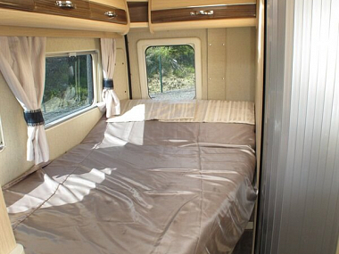  2015-autosleeper-kingham-for-sale-uc5784-42.jpg