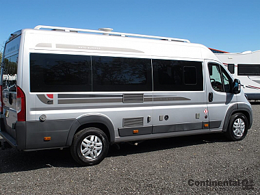  2015-autosleeper-kingham-for-sale-uc5784-7.jpg