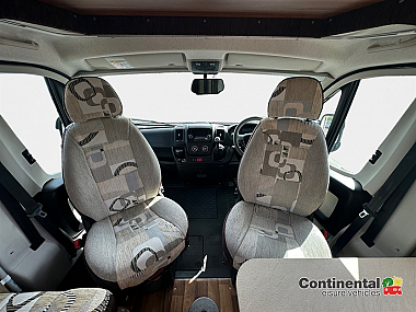  2015-autosleeper-nuevo-for-sale-ros341-15.jpg