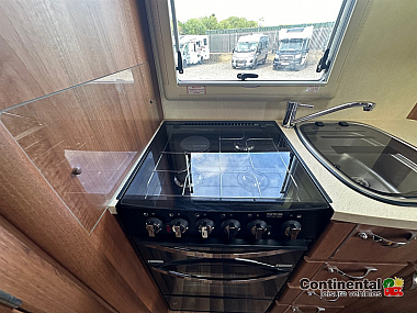  2015-autosleeper-nuevo-for-sale-ros341-29.jpg