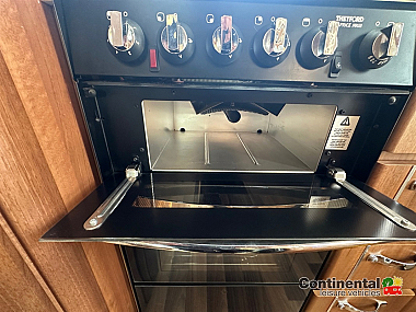  2015-autosleeper-nuevo-for-sale-ros341-34.jpg