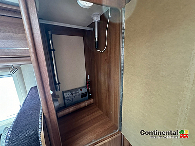  2015-autosleeper-nuevo-for-sale-ros341-52.jpg