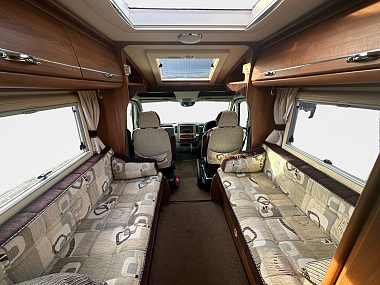  2015-autosleeper-stanton-for-sale-uc6077-12.jpg