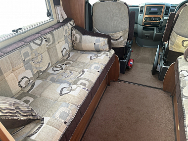  2015-autosleeper-stanton-for-sale-uc6077-14.jpg