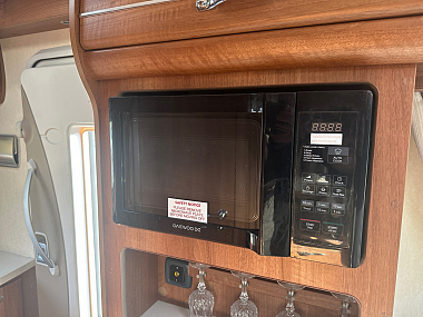  2015-autosleeper-stanton-for-sale-uc6077-19.jpg
