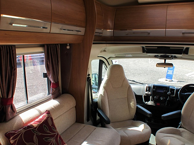  2015-autotrail-apache-632-for-sale-uc5904-17.jpg