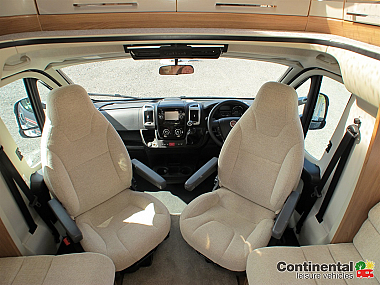  2015-autotrail-apache-632-for-sale-uc5904-19.jpg